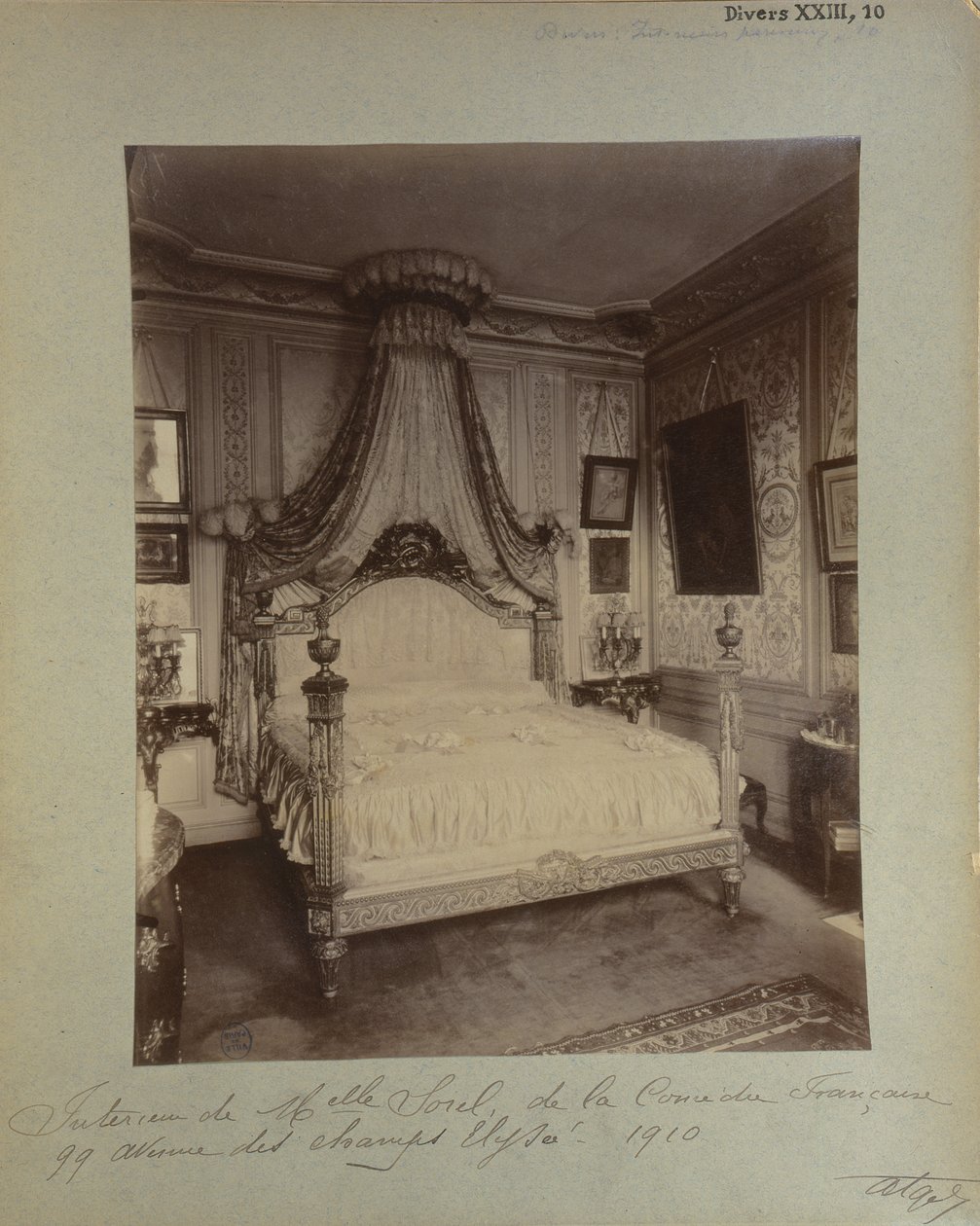 Chambre de Cécile Sorel au 99 Avenue des Champs-Élysées, 1910 - Eugène Atget