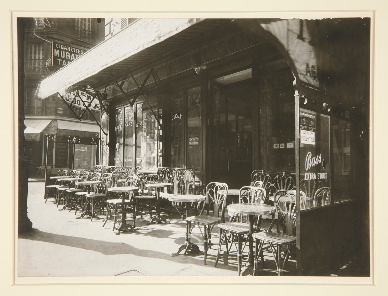 Café - Avenue de la Grande Armée - Eugène Atget