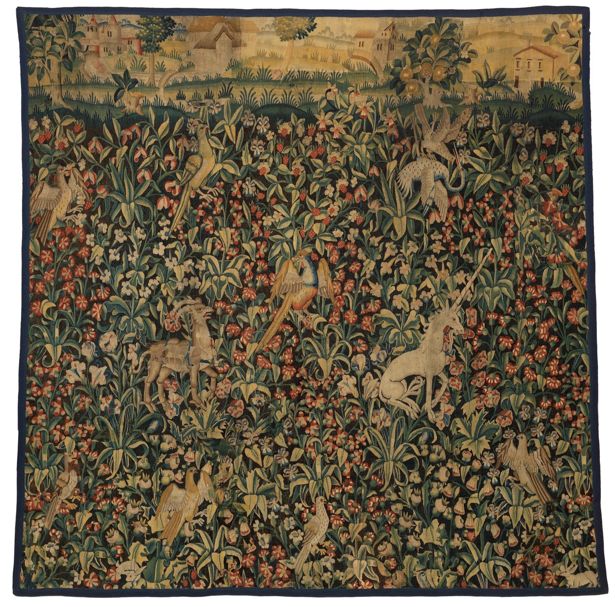 Fragment de tapisserie Mille fleurs représentant des animaux, des oiseaux et un paysage, vers 1500 (laine) - European School