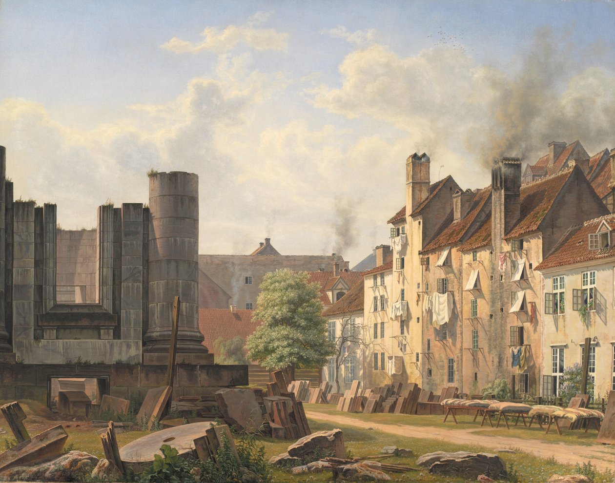 Vue de la place de marbre avec les ruines de l