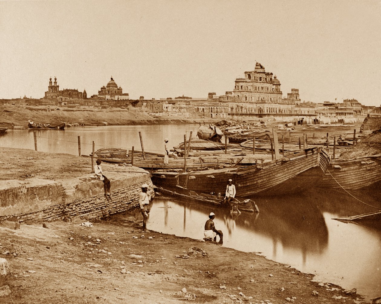 Pont de bateaux sur la rivière Gumti, près du Chattar Manzil et du Fusseed Bakah ou Vieux Palais - Felice Beato