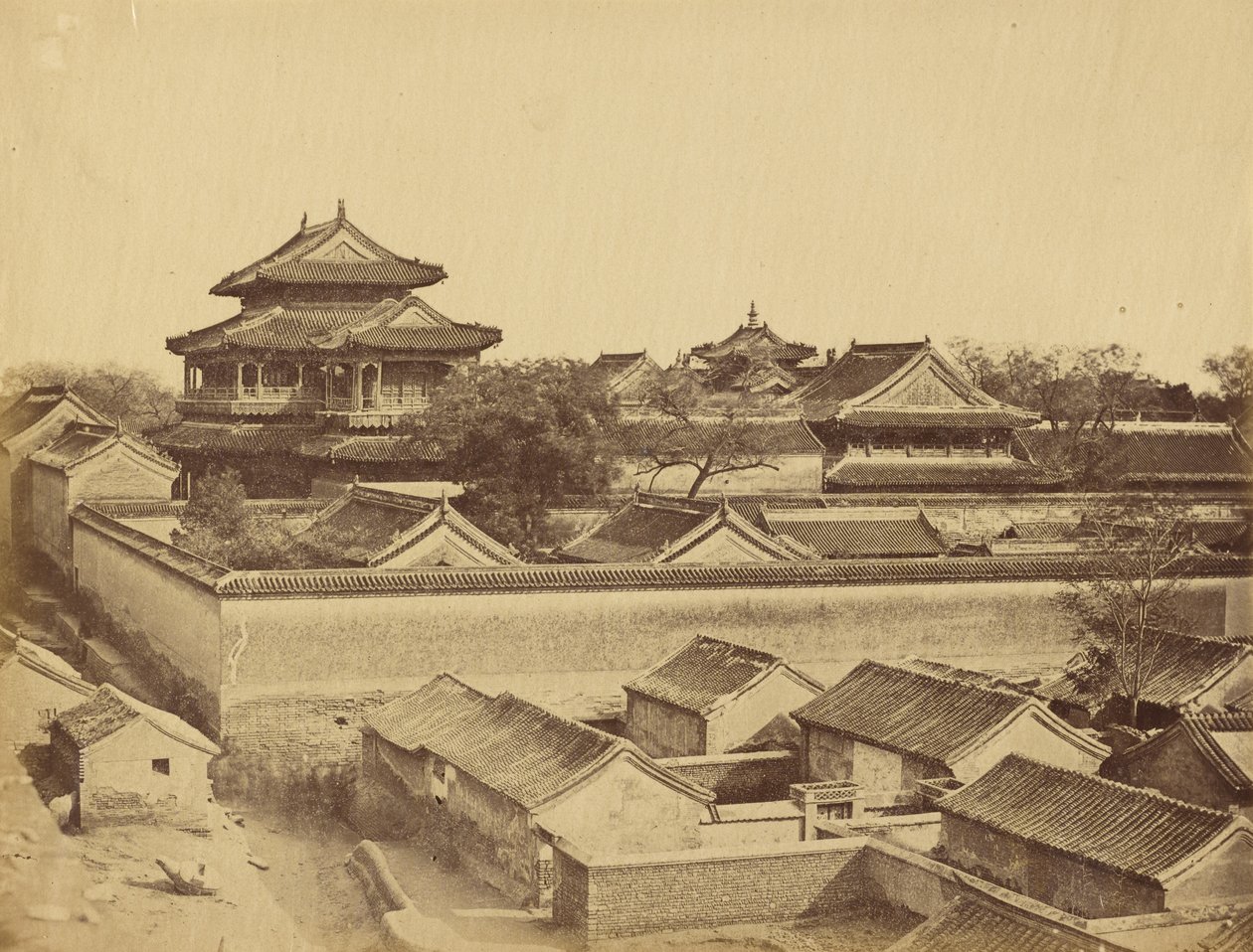 Première vue de Pékin prise depuis la porte Antin, octobre 1860 - Felice Beato