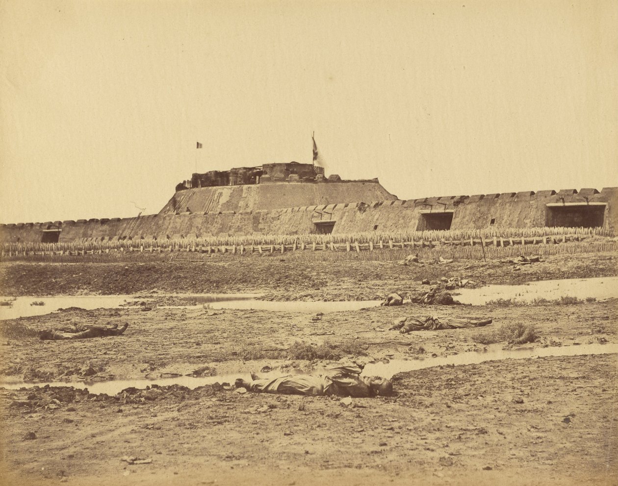 Arrière du fort nord montrant la retraite de l
