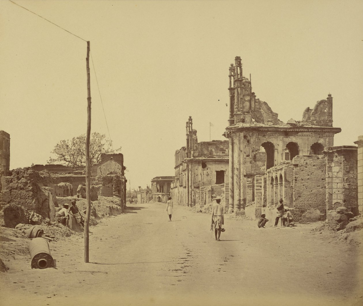 La route de Cawnpore, Lucknow - Felice Beato
