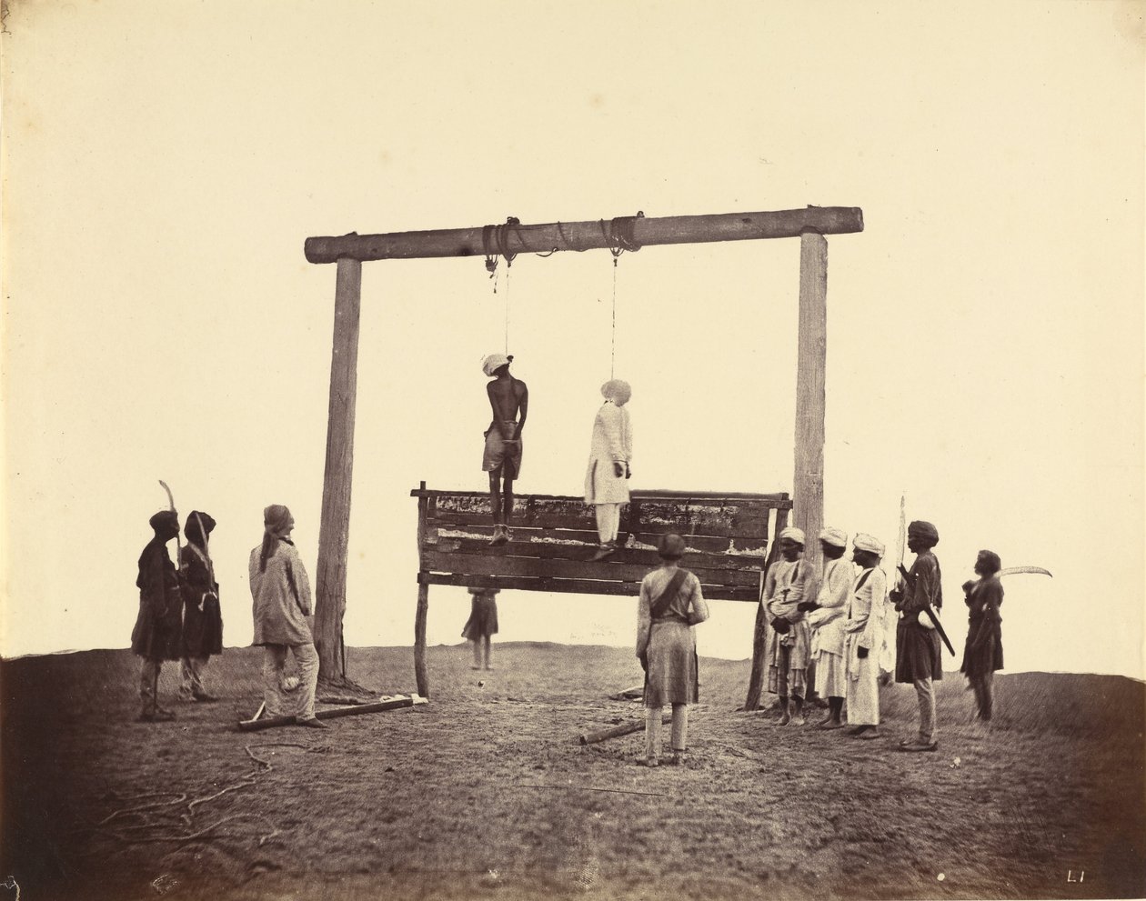 Deux Cipayes du 31e Infanterie Native, pendus à Lucknow, 1857 - Felice Beato