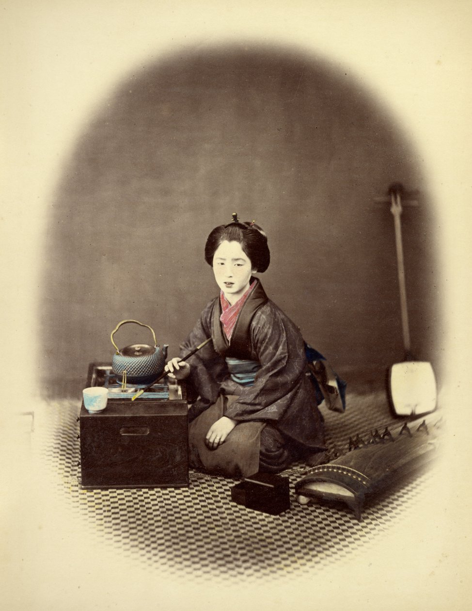 Jeune femme à la pipe - Felice Beato