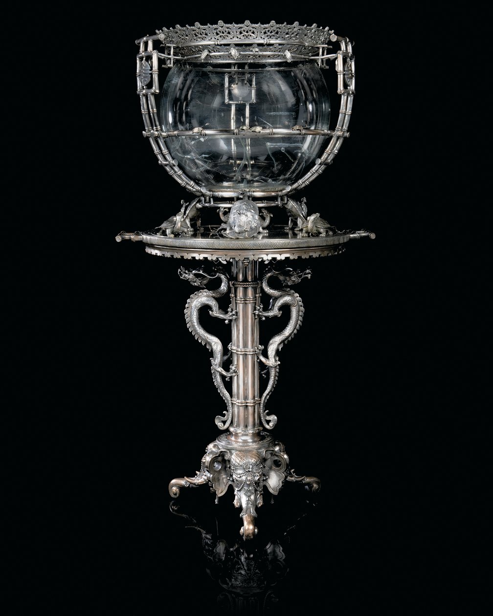 Aquarium et piédestal en bronze argenté 