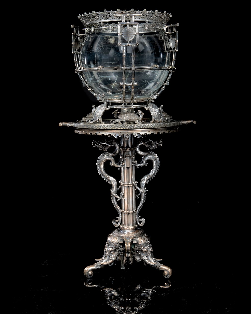 Aquarium et piédestal en bronze argenté 