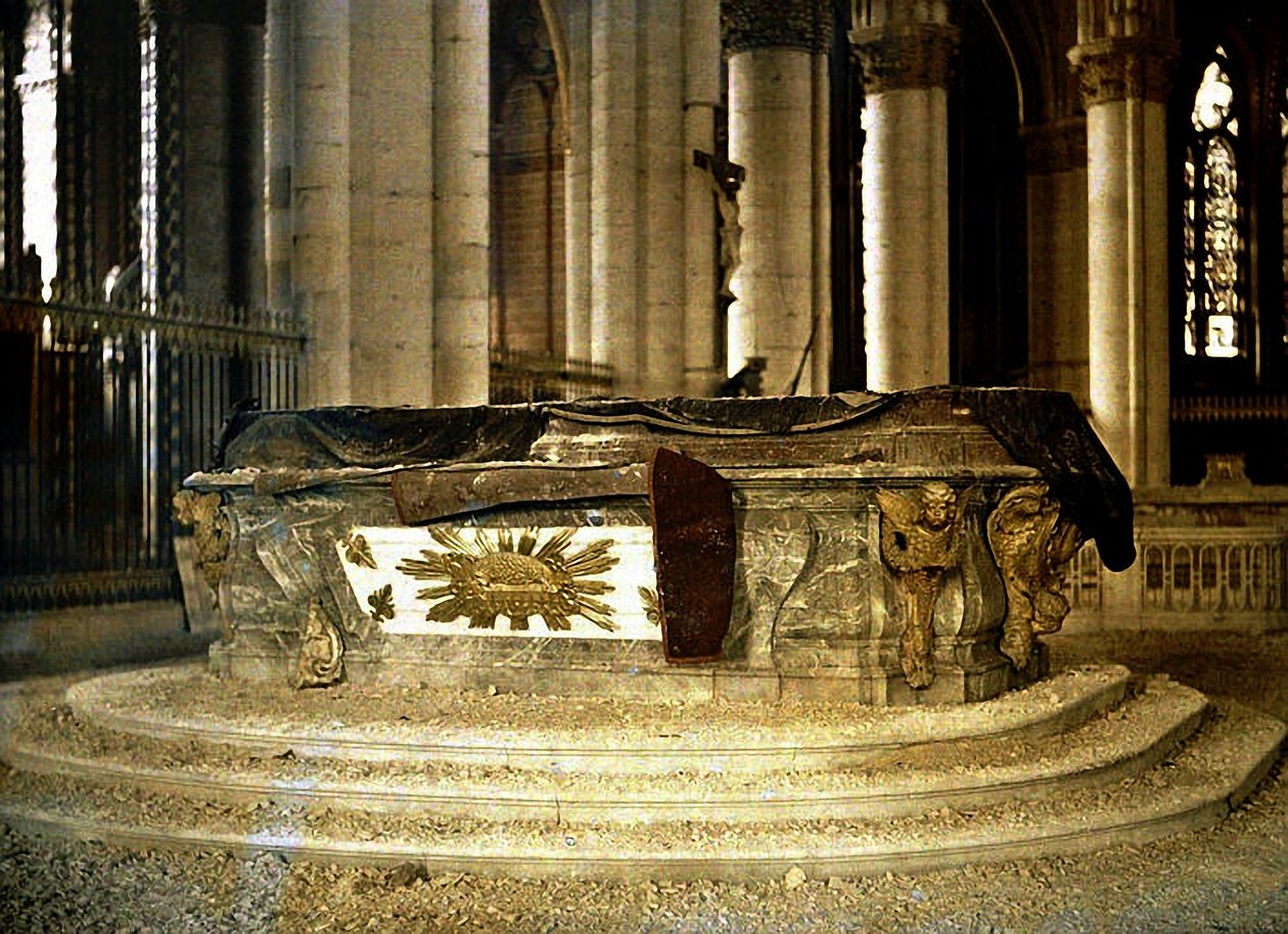 Autel de la Chapelle de la Restauration, Cathédrale Notre-Dame, Reims, Marne, France, 1917 - Fernand Cuville