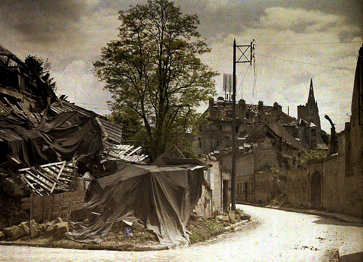 Vue des ruines, Soissons, Aisne, France, 1917 - Fernand Cuville