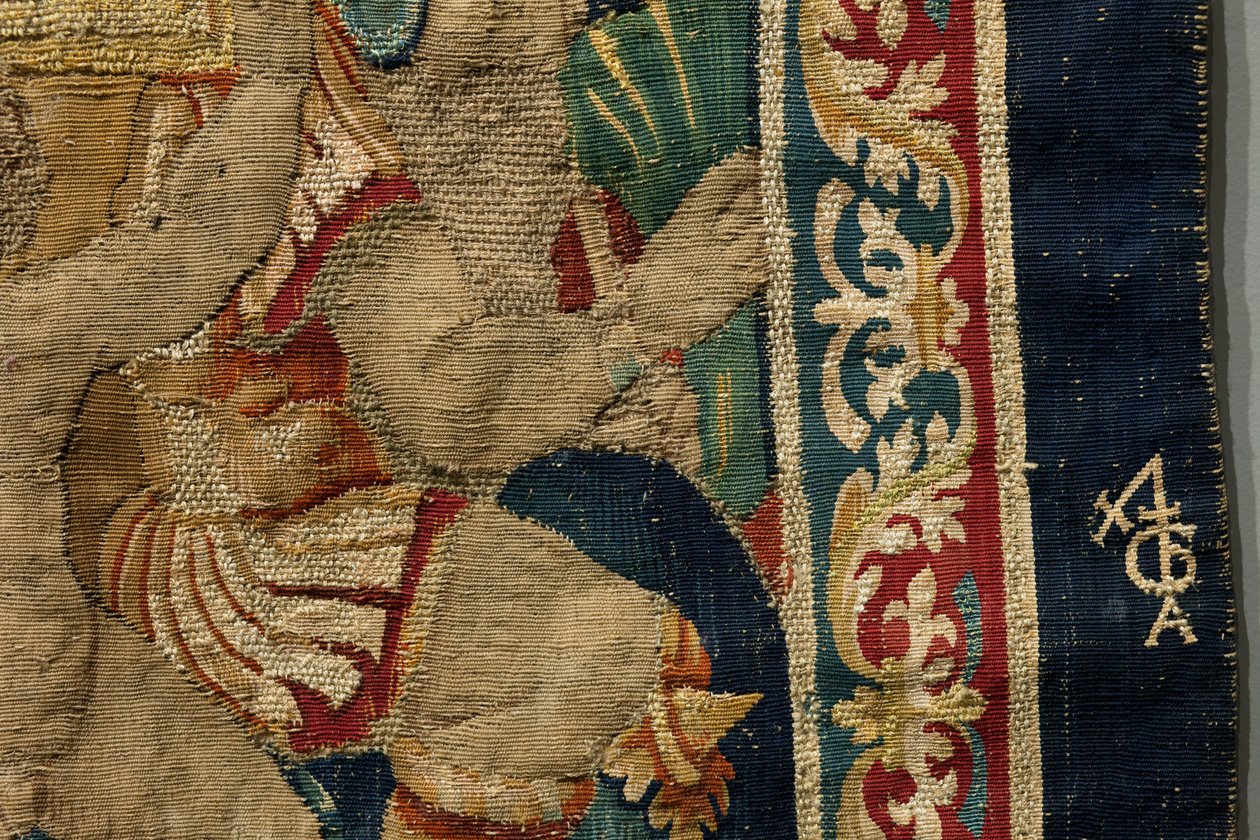 Tapisserie montrant les conquêtes du roi Alphonse V de Portugal, Tournai. (détail) - Flemish School