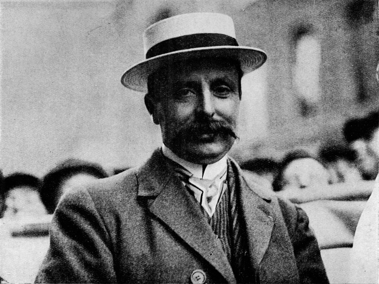 Le conquérant de la Manche : Louis Blériot, 1909 - Flight Photo