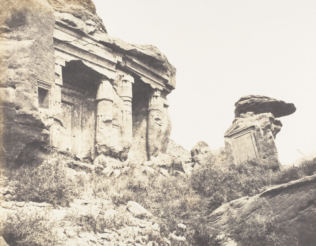 Djébel Selséleh Silsilis, Stèles architecturales taillées dans les C - Félix Teynard