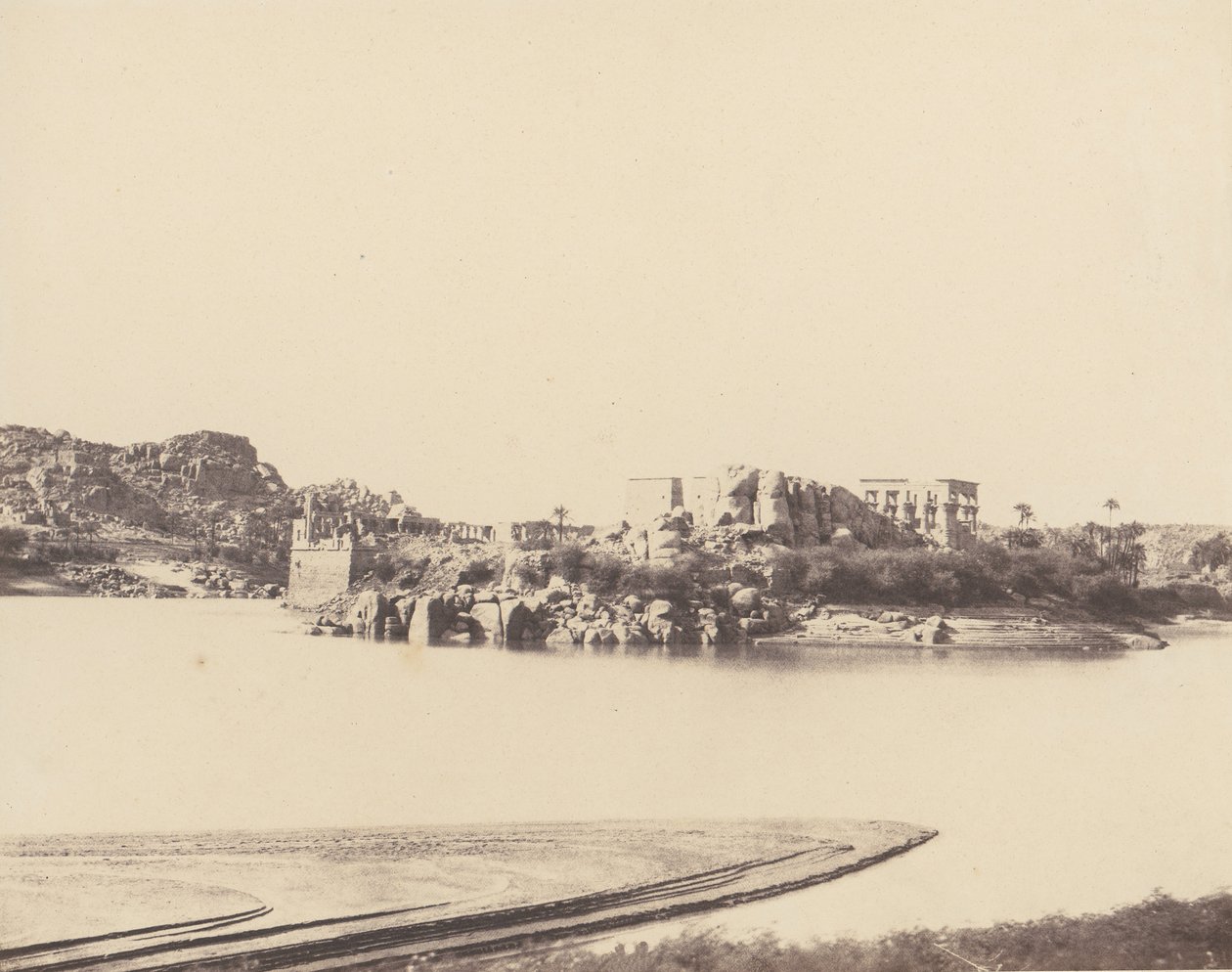 Île de Philæ, vue générale prise du sud-est au point B, 1851-52, imprimée 1853-54 - Félix Teynard