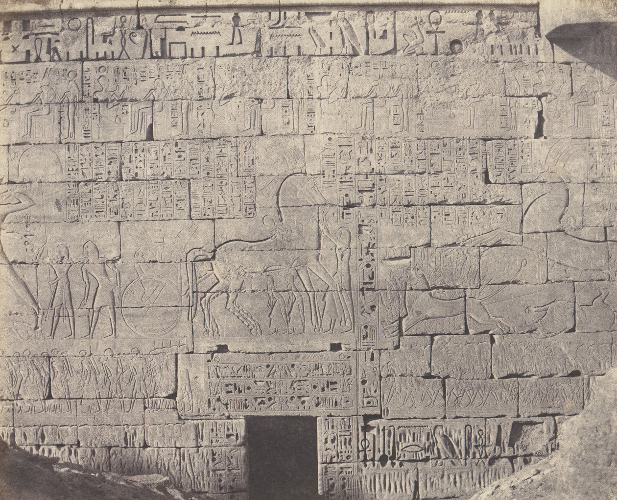 Médinet-Abou Thèbes, Constructions Postérieures - Fragment de Sculpture - Félix Teynard