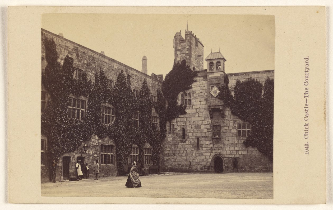 Château de Chirk - La cour - Francis Bedford