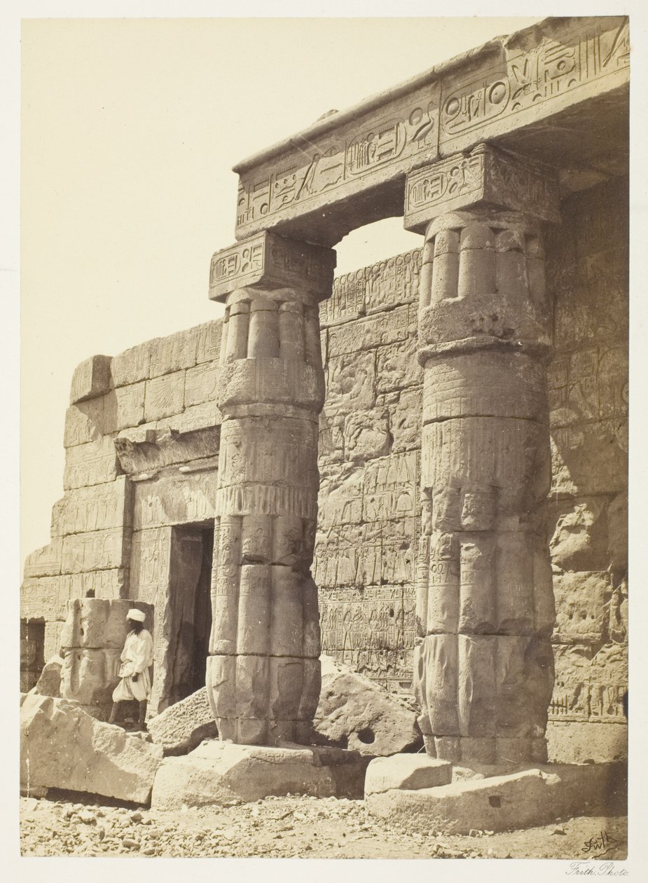 Portique du Temple de Goorneh - Francis Frith