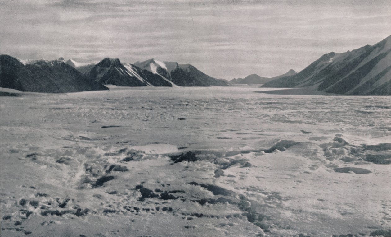 Une vallée de glacier de sortie complètement remplie de glace, vers 1911, 1913 - Frank Debenham