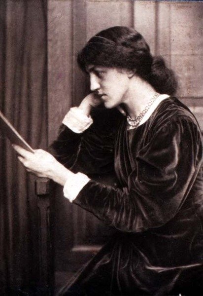 Photographie de portrait de May Morris (1862-1938), fille de Jane Morris par Frederick Hollyer (1837-1933) - Frederick Hollyer