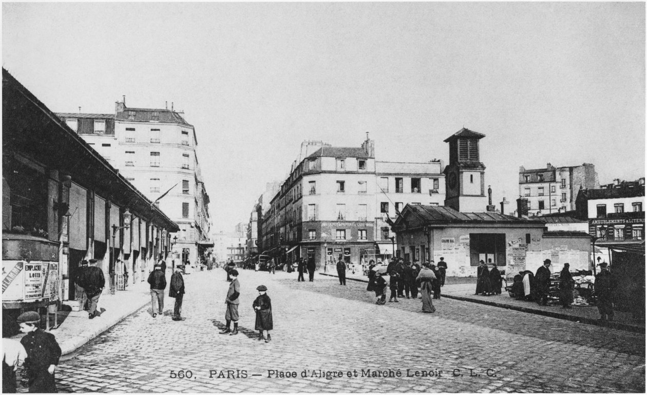 Carte postale représentant la Place d
