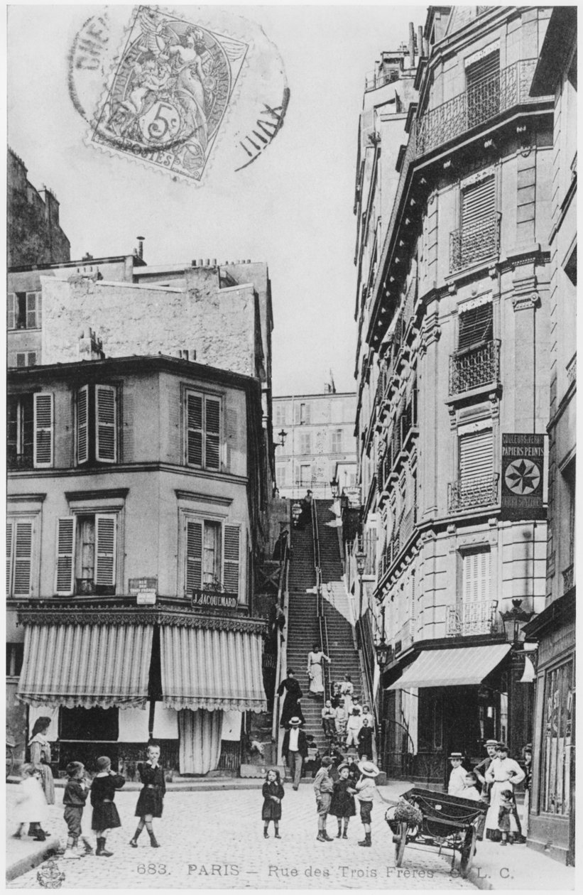 Carte postale représentant la Rue des Trois Frères à Paris, vers 1900 - French Photographer
