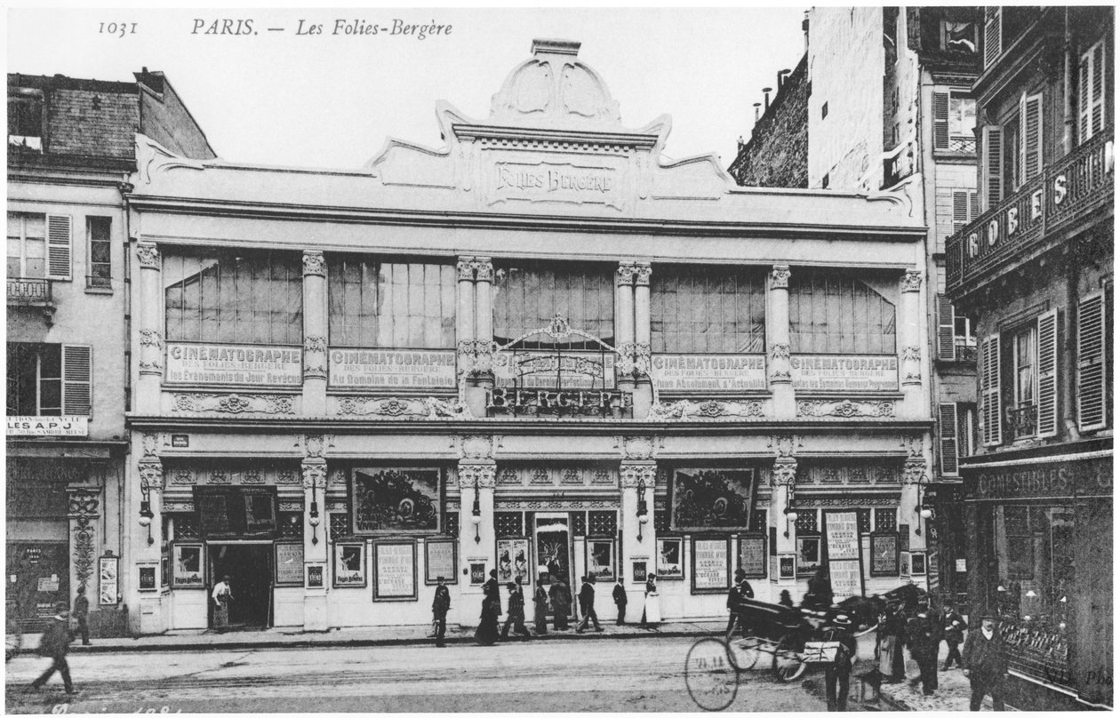 Carte postale représentant les Folies Bergère, rue Richer, Paris, vers 1900 - French Photographer