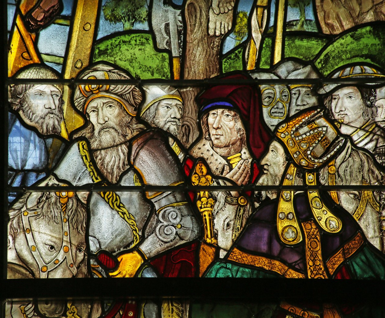 Vitrail représentant des soldats, prêtres, nobles à la Crucifixion (détail) - French School