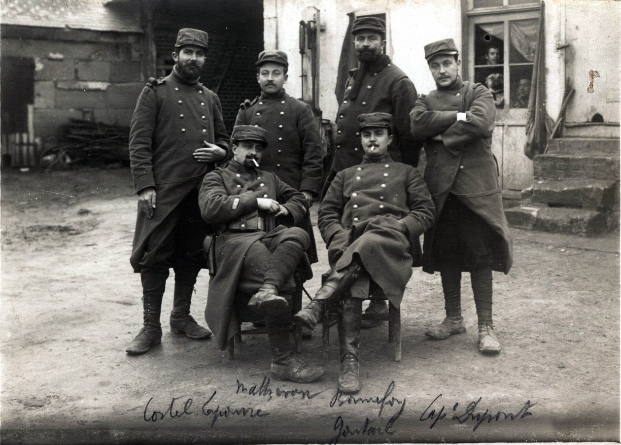 Première Guerre mondiale (1914-1918) : téléphonistes et secrétaires de l