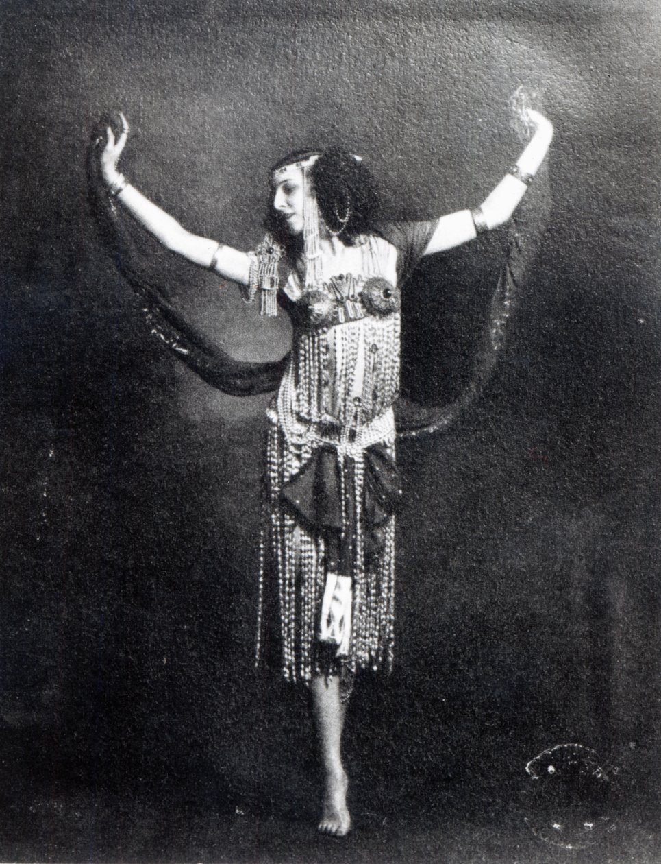 Ida Rubinstein dans le rôle de Salomé - French Photographer