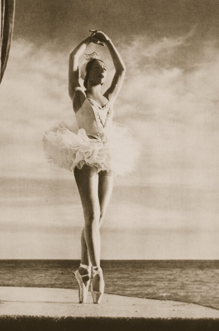 Rosella Hightower dans Le Lac des cygnes, du Grand Ballet de Monte-Carlo, 1949 (photogravure) - French Photographer