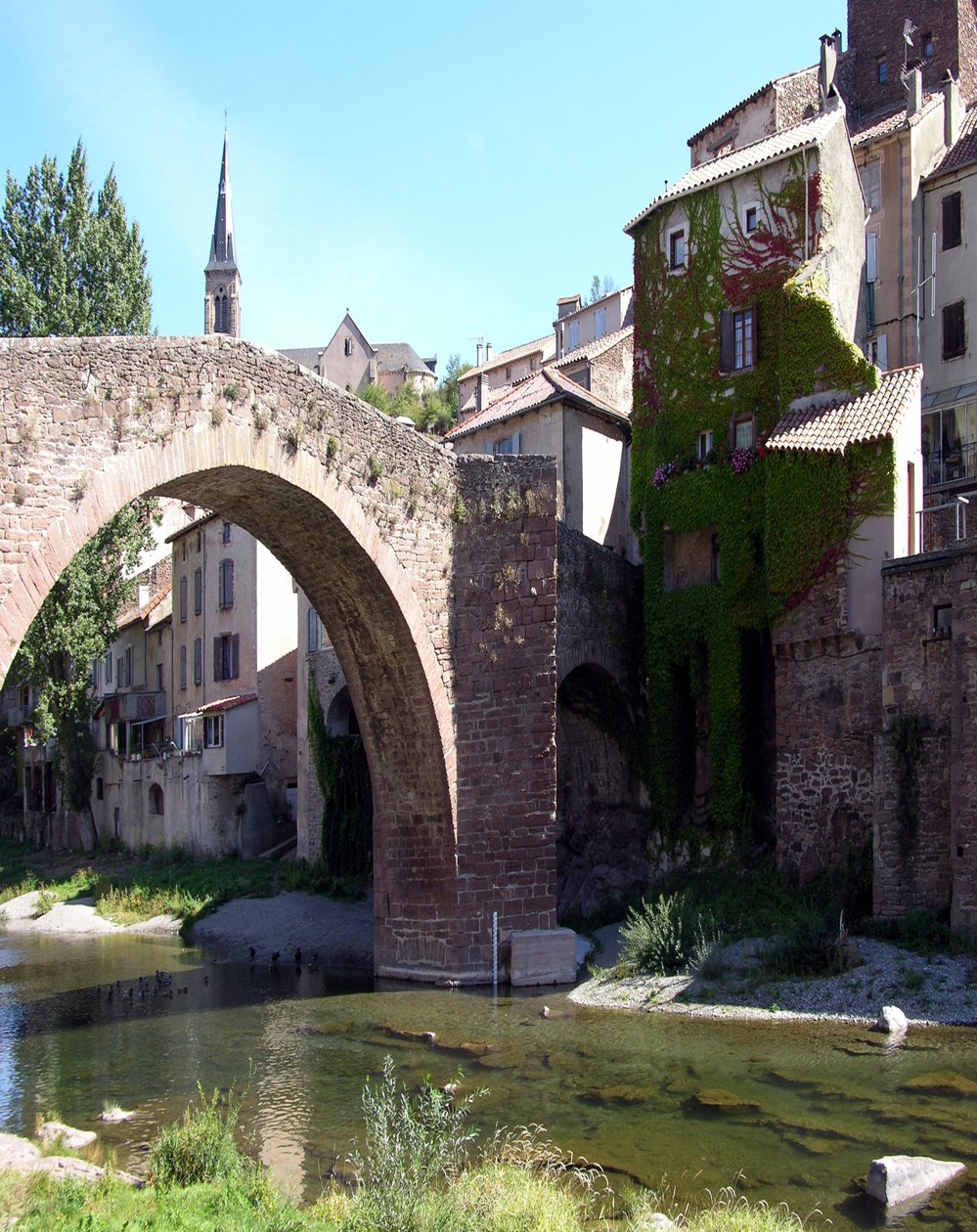 Pont - French School
