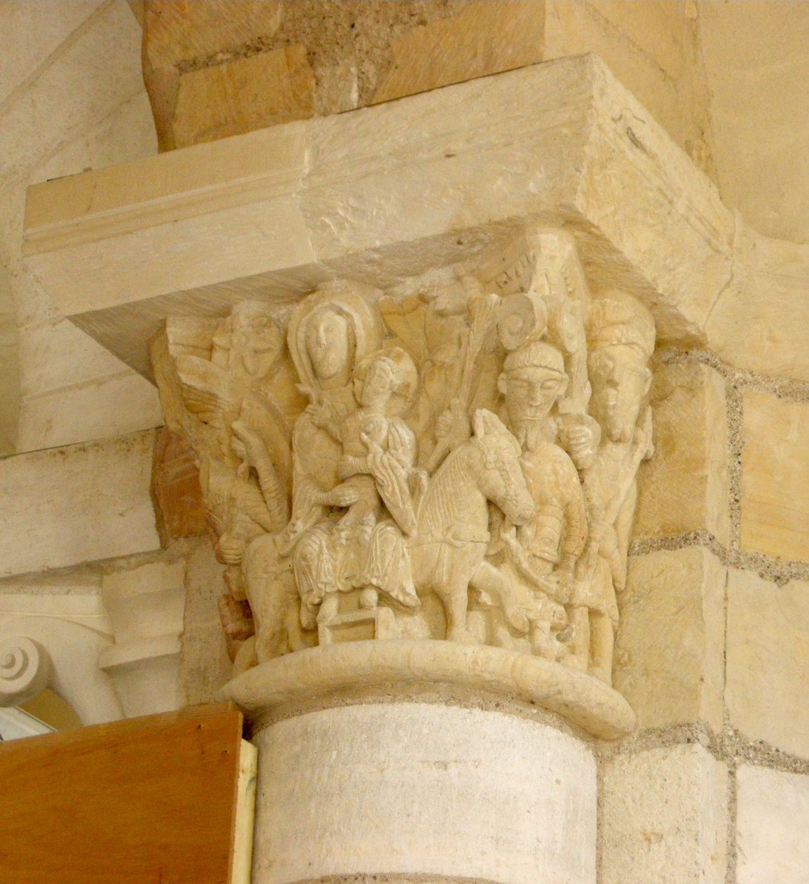 Chapiteau représentant la fuite en Égypte - French School