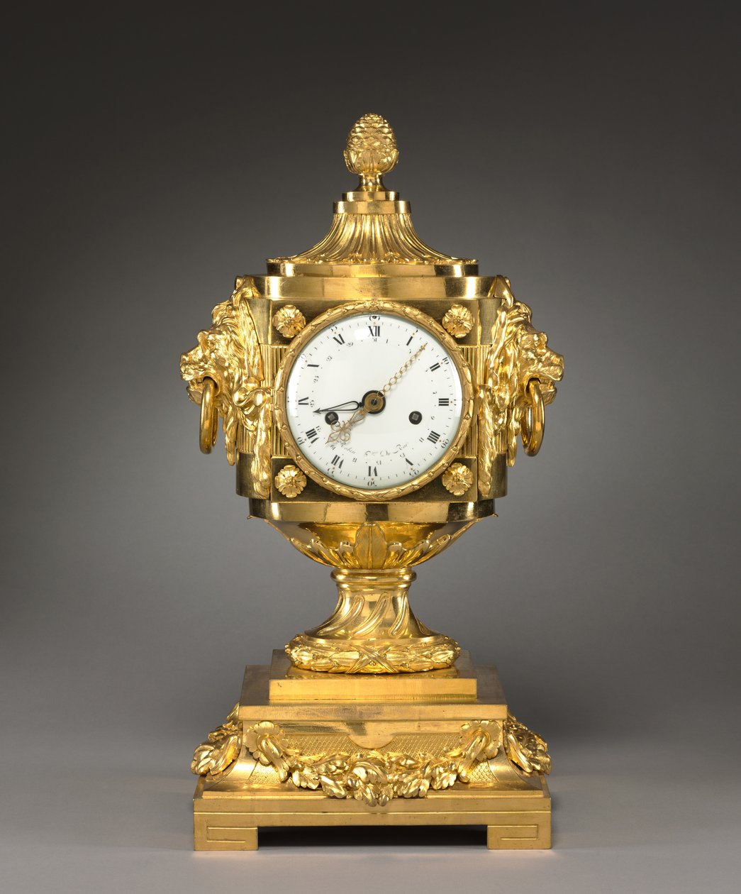 Horloge, boîtier fabriqué par Robert Osmond - French School