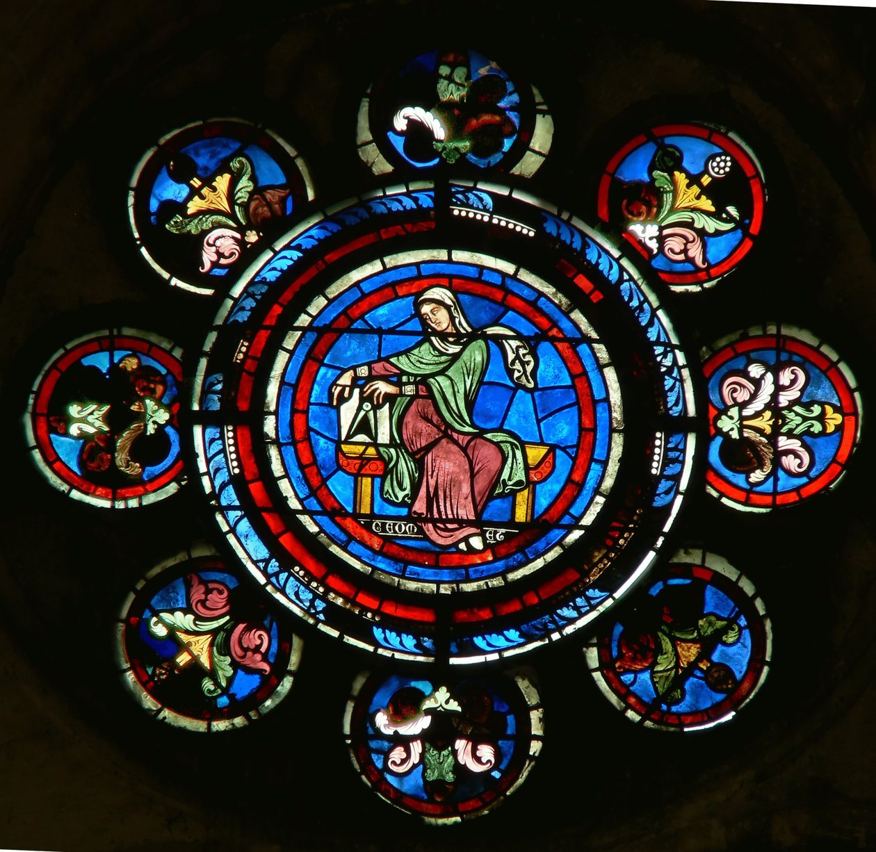 (détail) de la rosace nord représentant la Géométrie des Arts Libéraux - French School