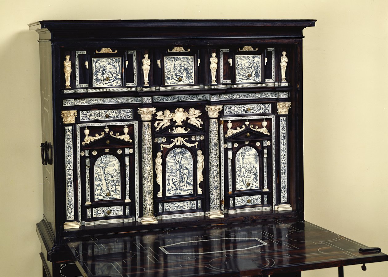 Cabinet en ébène décoré de scènes de la Genèse - French School