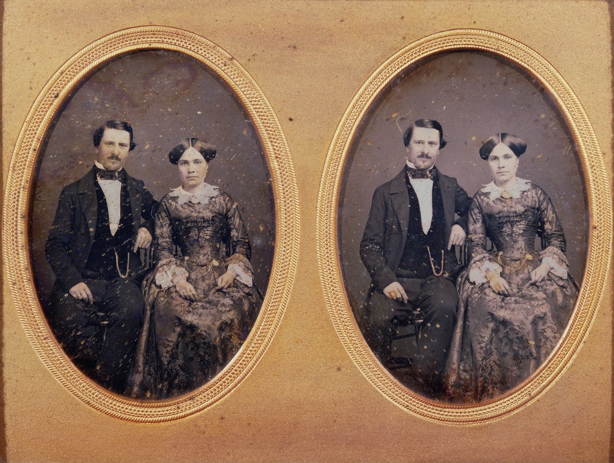 Groupe familial, vers 1840 - French School