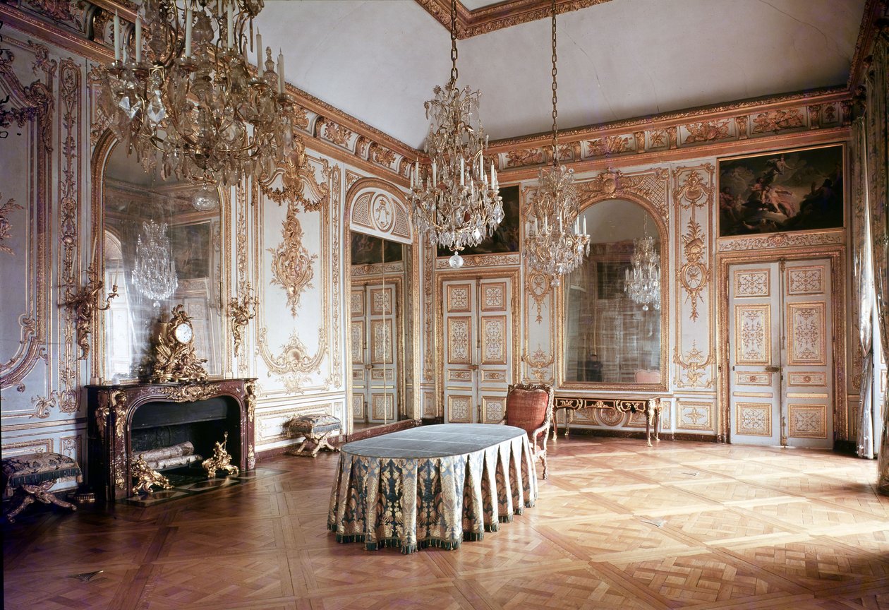 Intérieur de la Salle du Conseil, 1701-55 - French School