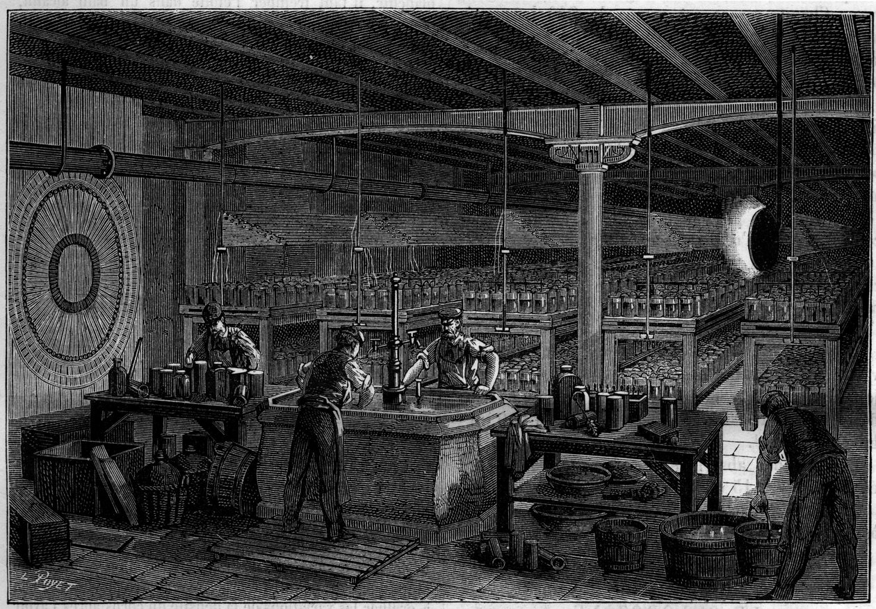 La salle des piles (surface 400 mètres carrés) du bureau central des télégraphes à Paris. Dans « La Nature. Revue des sciences et de ses applications aux arts et à l