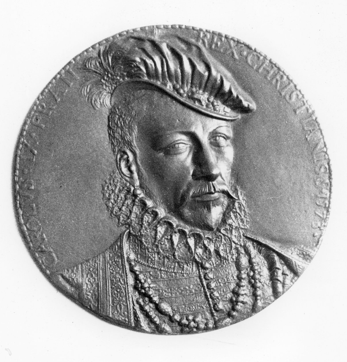 Médaillon de Charles IX, roi de France - French School