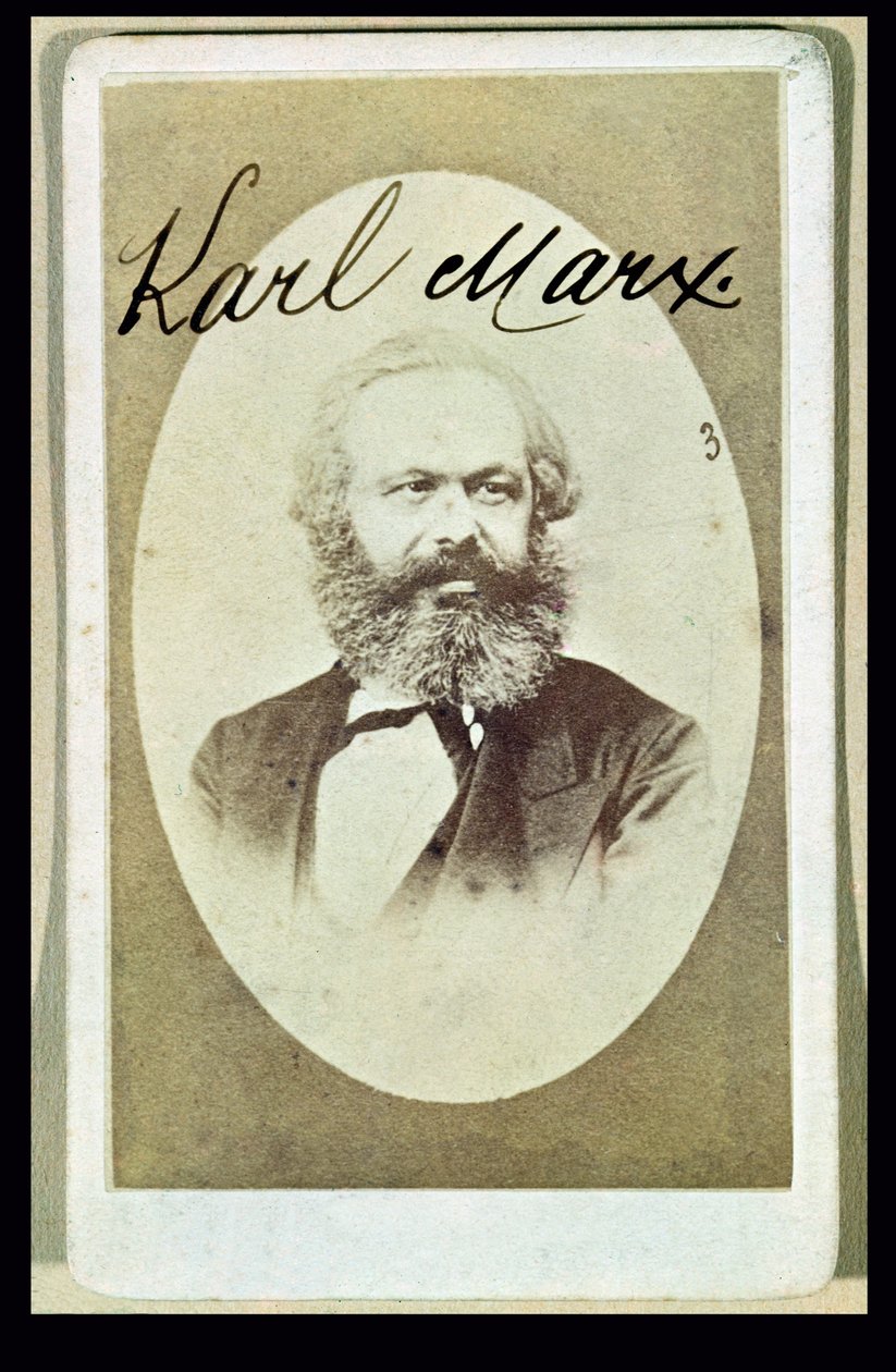 Carte de visite photographique de Karl Marx (1818-93) avec sa signature - French School