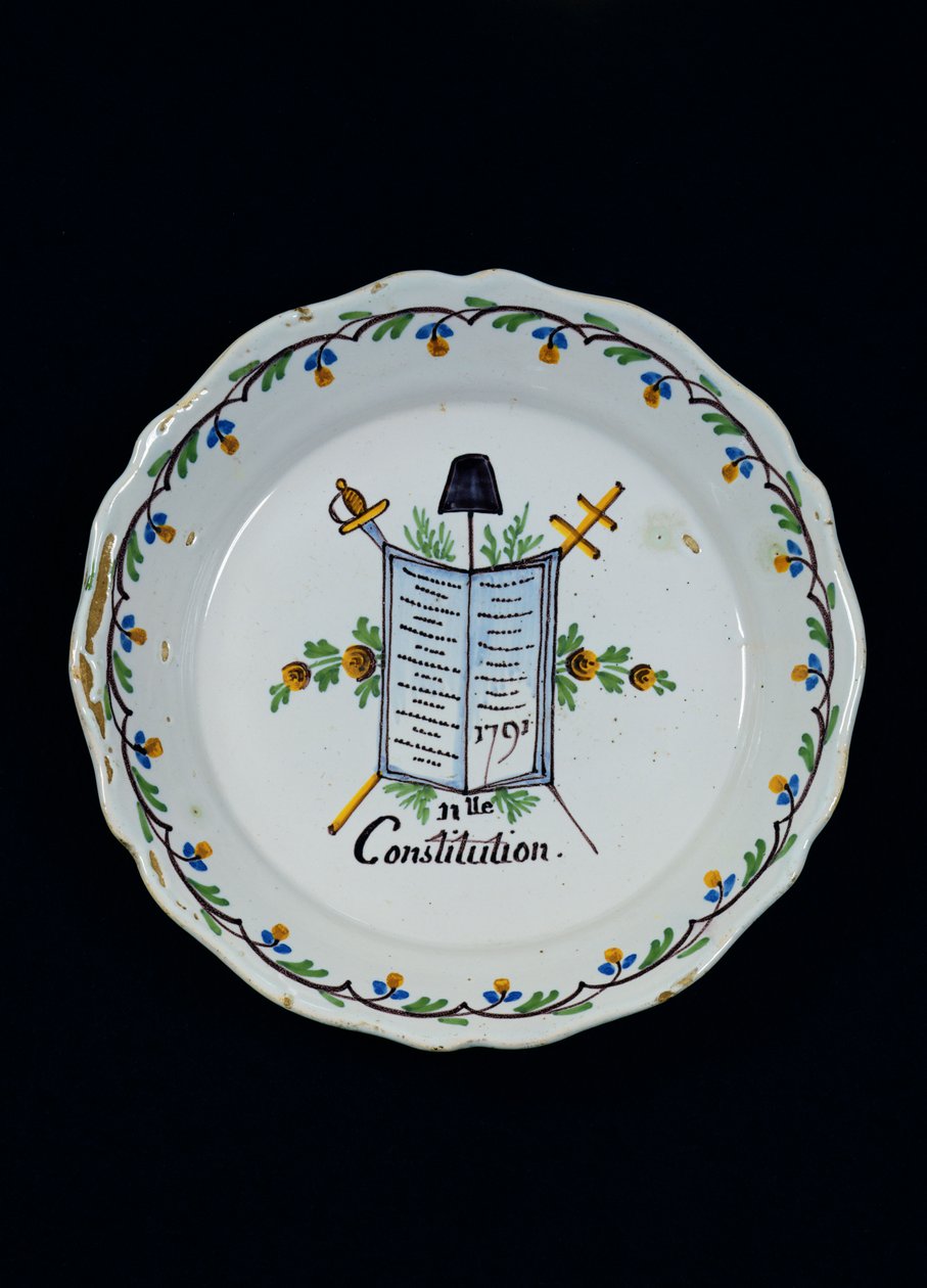 Assiette ornée du Livre de la Constitution, associée aux Trois Ordres, 1791 - French School