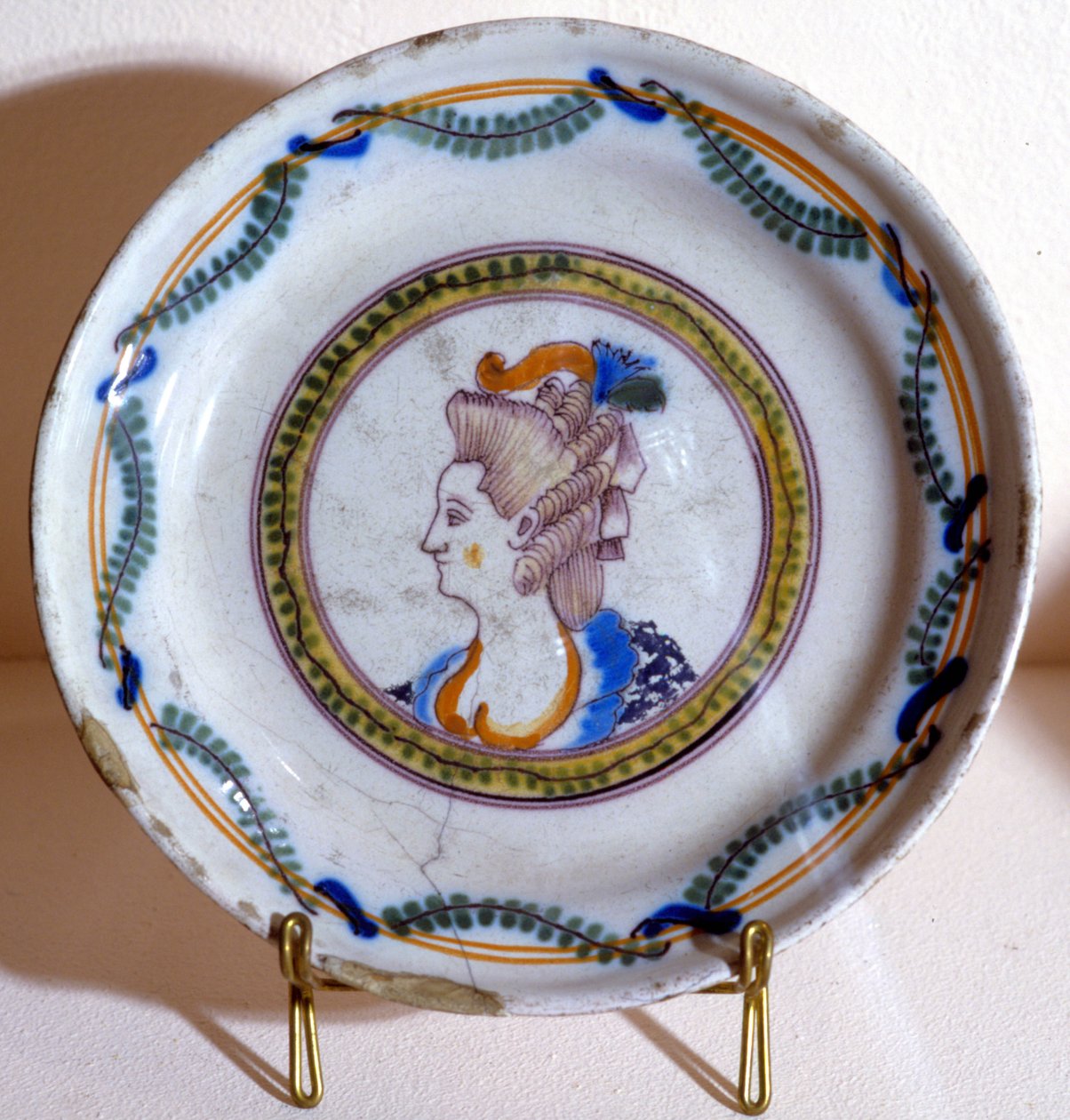 Portrait de Marie-Antoinette - assiette en faïence - French School