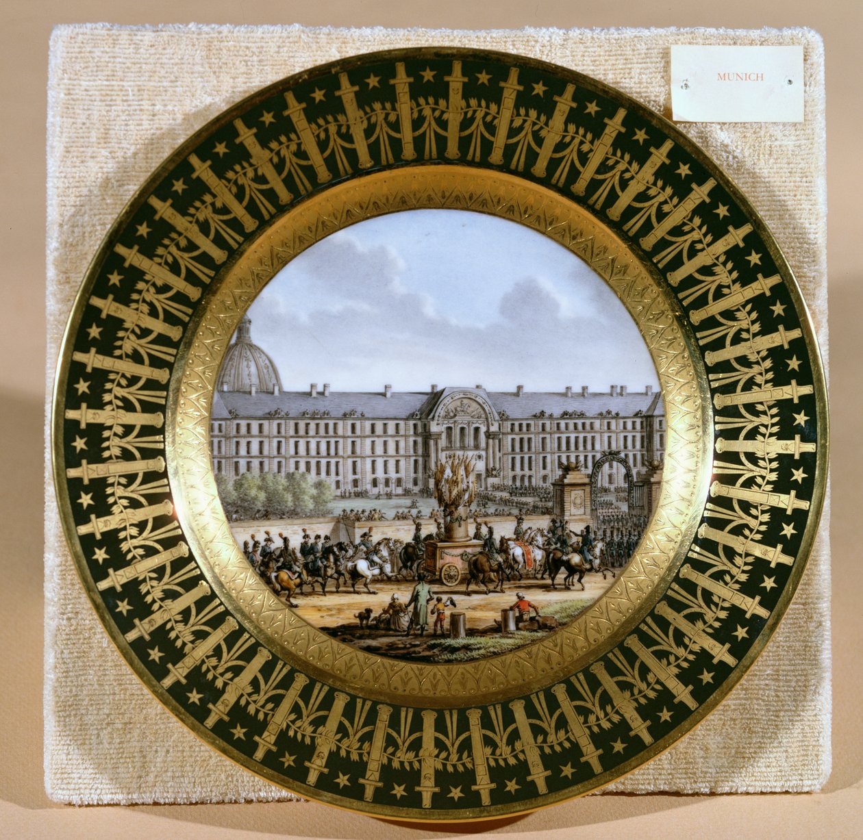 Assiette de Sèvres représentant l