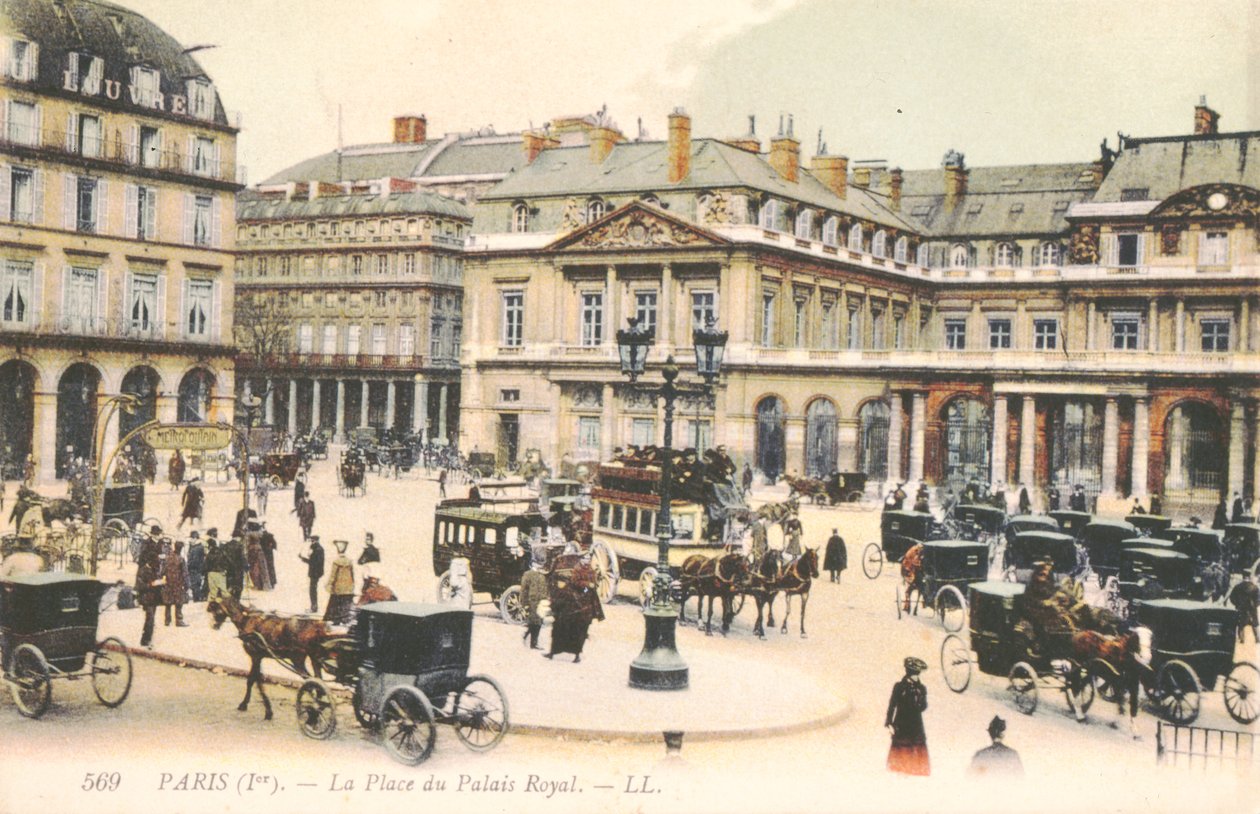 La Place du Palais Royal à Paris, 1910 - French School