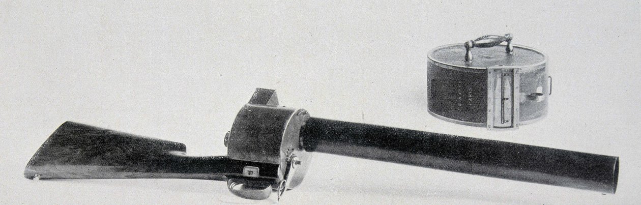 Le fusil photographique par Étienne-Jules Marey (1890) - French School