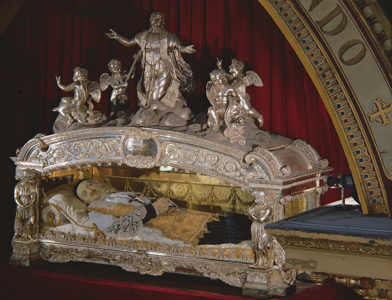 Le sanctuaire de Saint Vincent de Paul (1581-1660) 1827 (argent) - French School