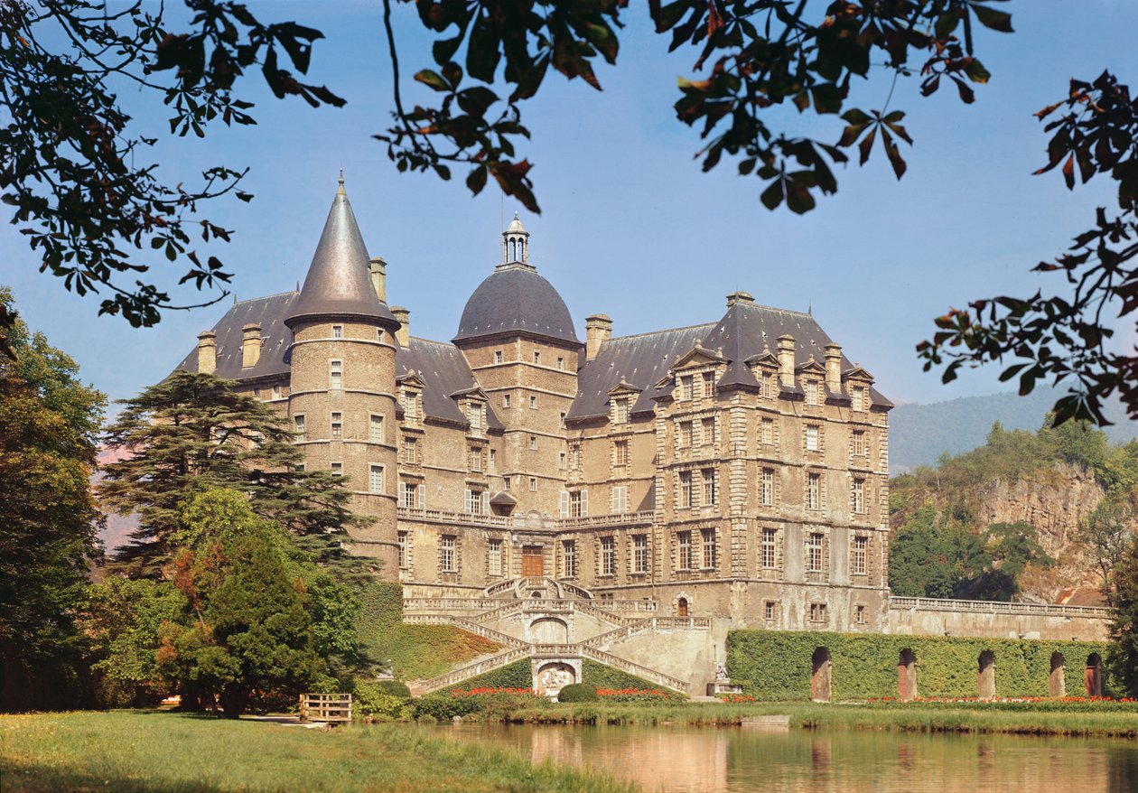 Vue du Château de Vizille, construit pour le Connétable de Lesdiguières en 1611-19 - French School