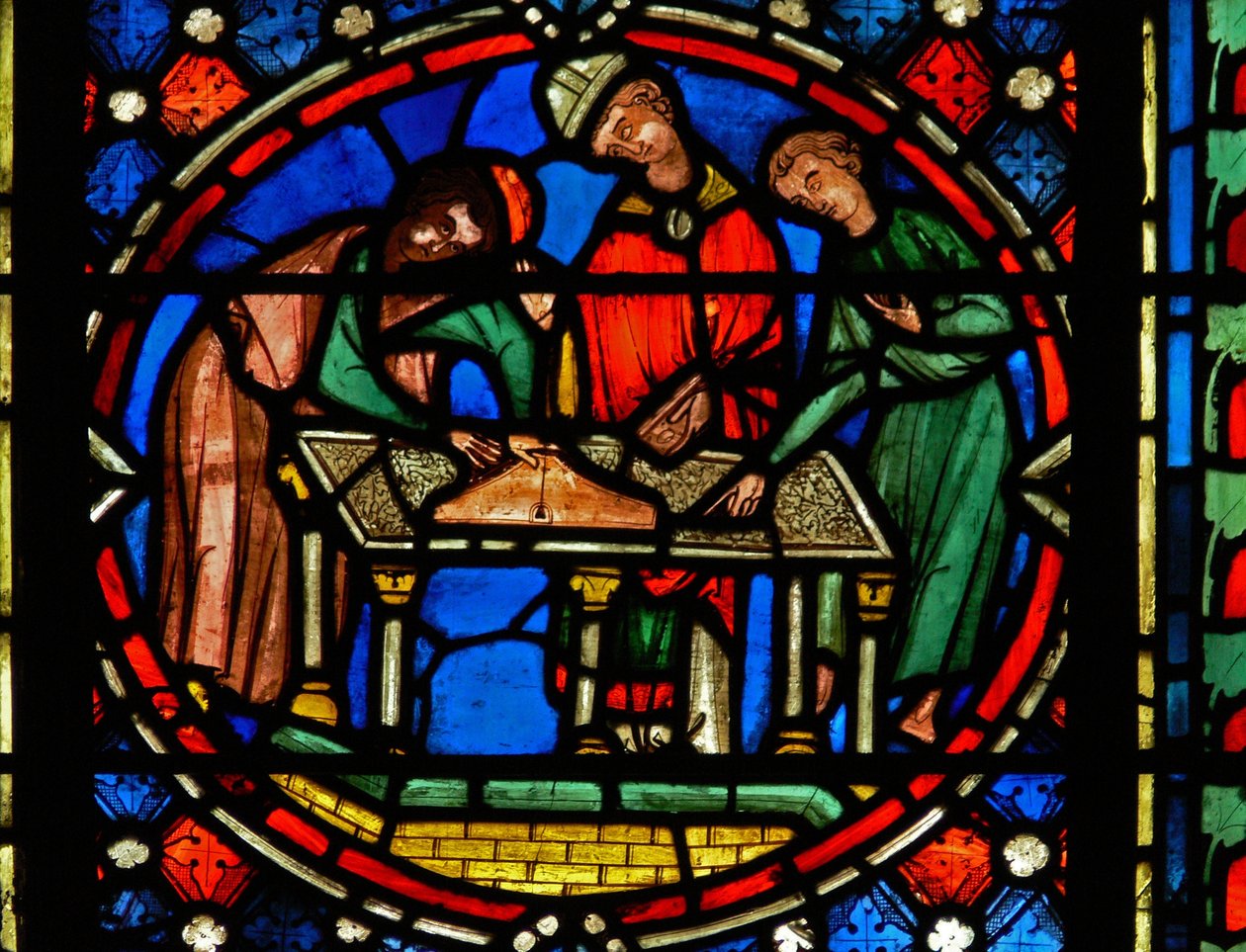 Fenêtre n2-C représentant Saint Austremoine construisant l