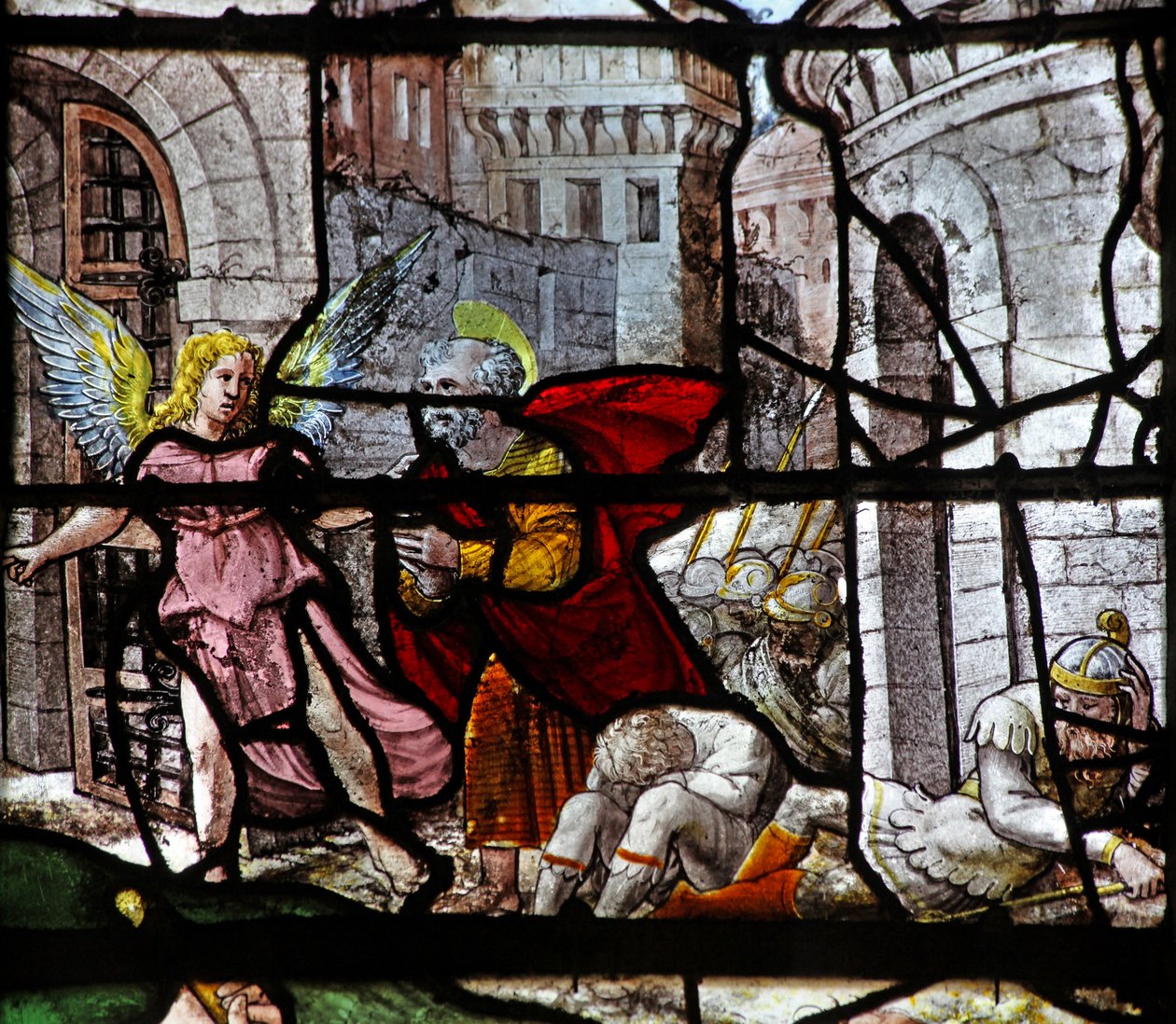 Vitrail w13 représentant Saint Pierre conduit hors de prison par un ange - French School