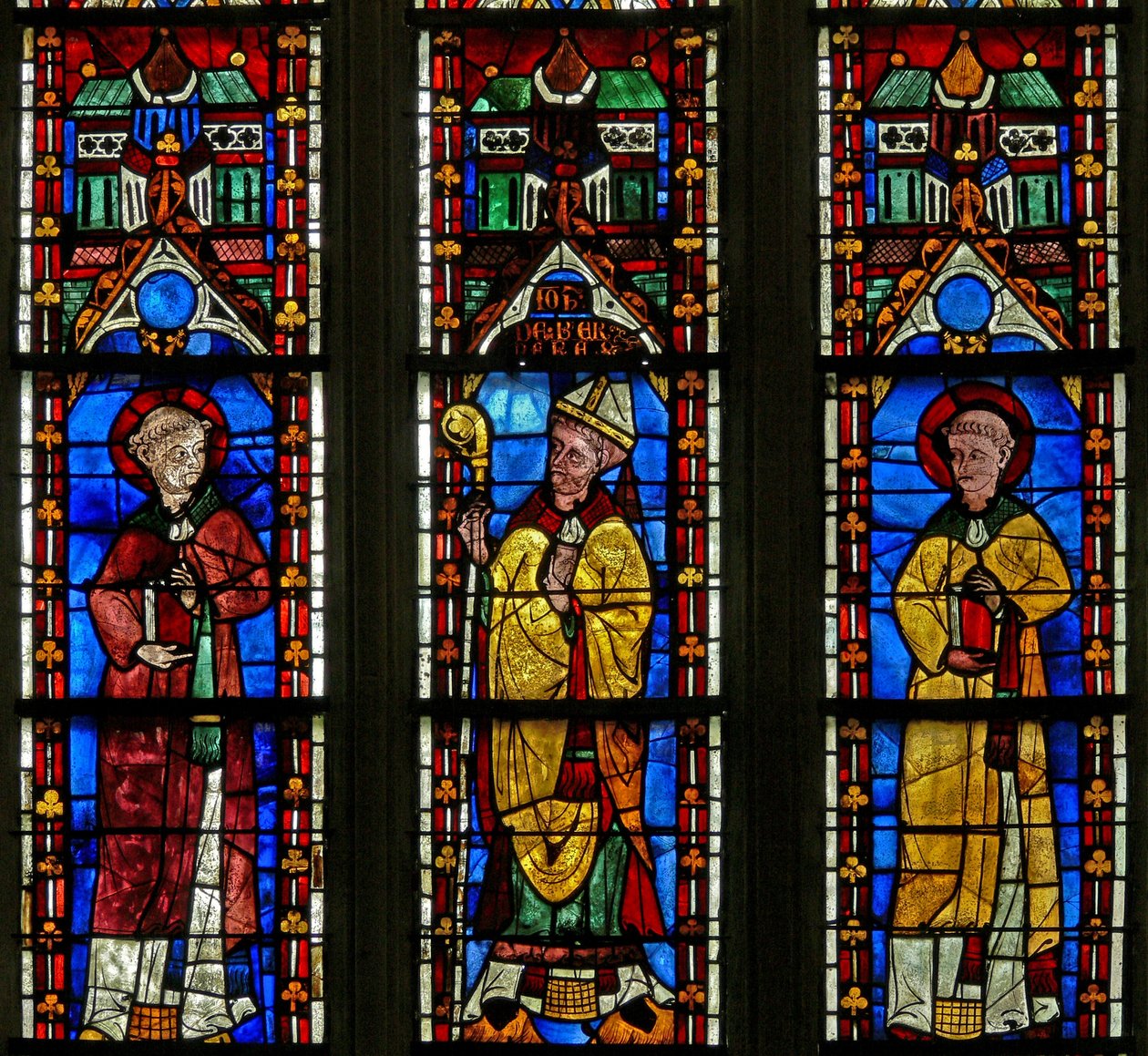 Fenêtre w21 représentant Saint Sylvestre avec le donateur Jean de Bernières ; Saint Protais - French School